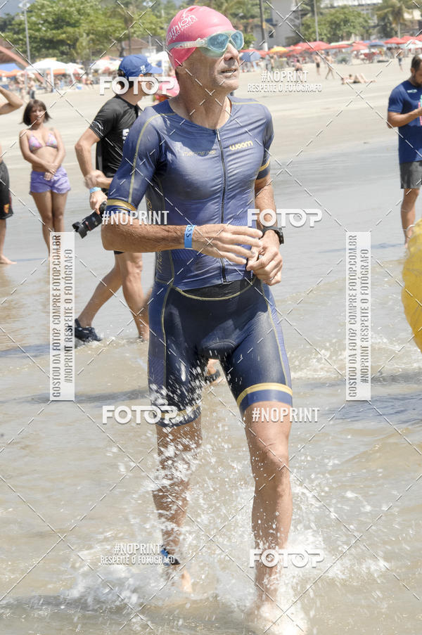 Achetez vos photos de l'vnementBLUE SERIES TRIATHLON BERTIOGA 2019 sur Fotop