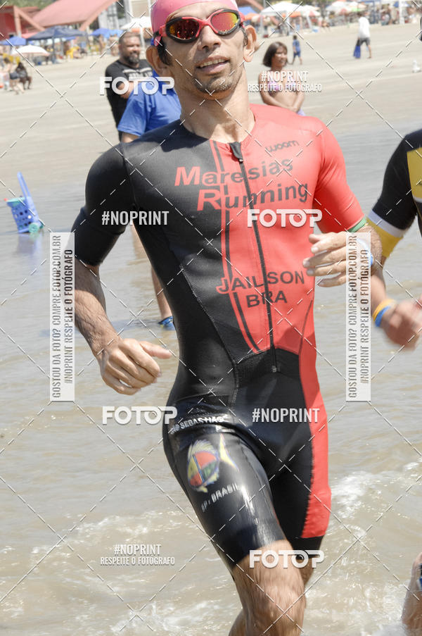 Achetez vos photos de l'vnementBLUE SERIES TRIATHLON BERTIOGA 2019 sur Fotop
