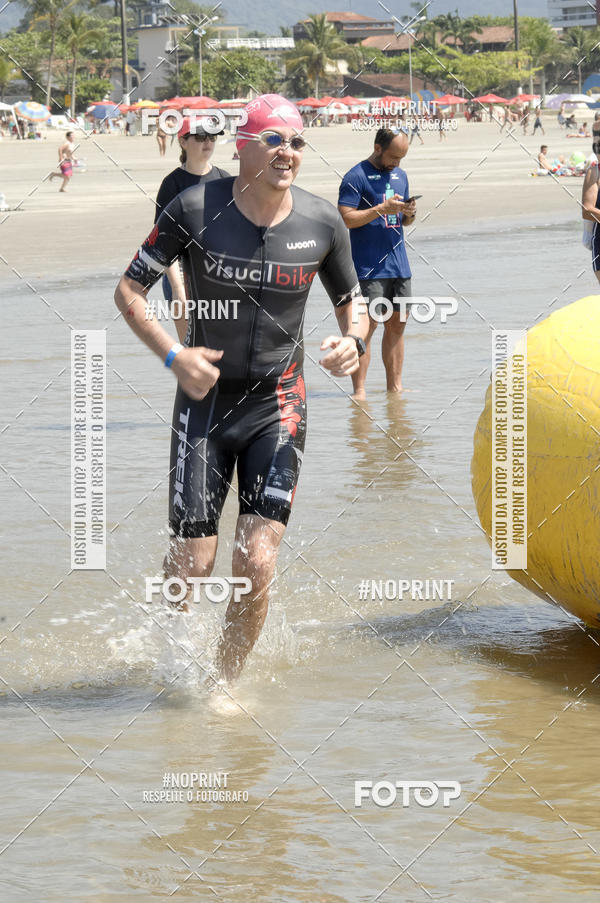 Achetez vos photos de l'vnementBLUE SERIES TRIATHLON BERTIOGA 2019 sur Fotop