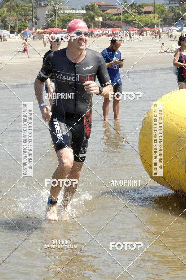 Achetez vos photos de l'vnementBLUE SERIES TRIATHLON BERTIOGA 2019 sur Fotop