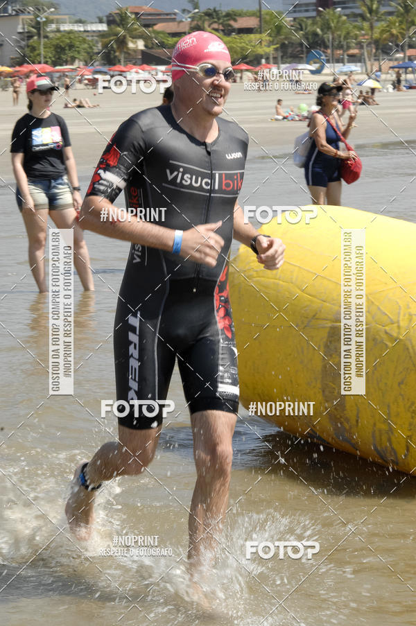 Achetez vos photos de l'vnementBLUE SERIES TRIATHLON BERTIOGA 2019 sur Fotop