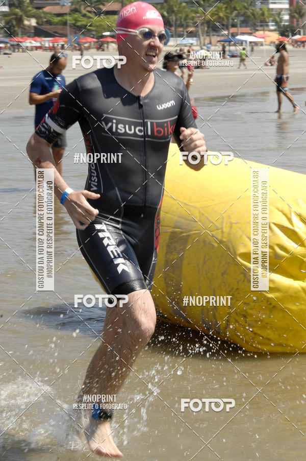Achetez vos photos de l'vnementBLUE SERIES TRIATHLON BERTIOGA 2019 sur Fotop