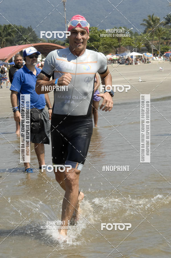 Buy your photos of the eventBLUE SERIES TRIATHLON BERTIOGA 2019 on Fotop