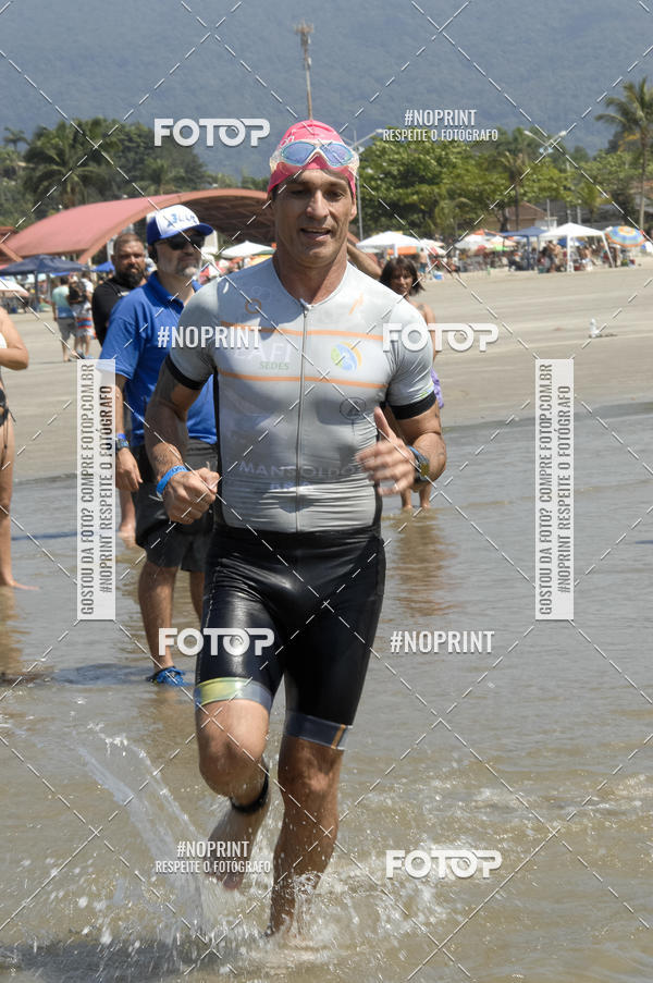 Buy your photos of the eventBLUE SERIES TRIATHLON BERTIOGA 2019 on Fotop