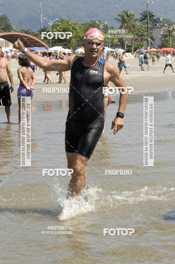 Buy your photos of the eventBLUE SERIES TRIATHLON BERTIOGA 2019 on Fotop