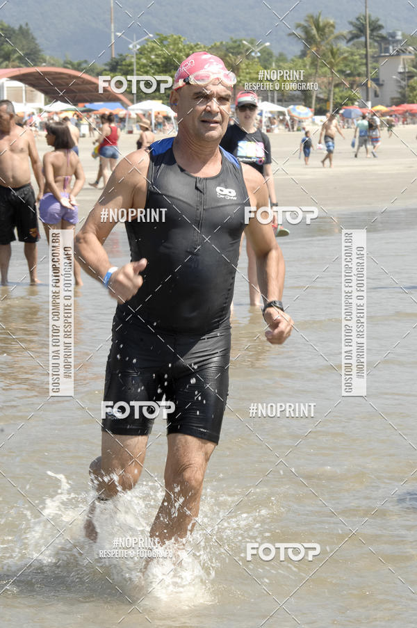 Buy your photos of the eventBLUE SERIES TRIATHLON BERTIOGA 2019 on Fotop
