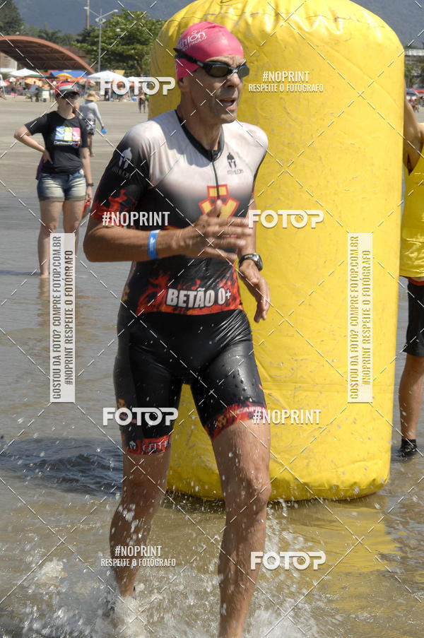 Buy your photos of the eventBLUE SERIES TRIATHLON BERTIOGA 2019 on Fotop