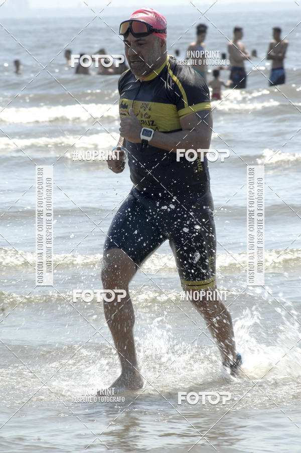 Achetez vos photos de l'vnementBLUE SERIES TRIATHLON BERTIOGA 2019 sur Fotop