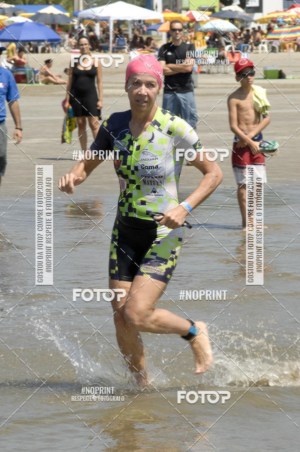 Buy your photos of the eventBLUE SERIES TRIATHLON BERTIOGA 2019 on Fotop