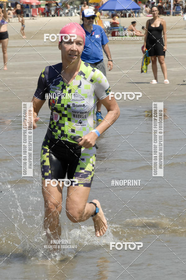 Buy your photos of the eventBLUE SERIES TRIATHLON BERTIOGA 2019 on Fotop