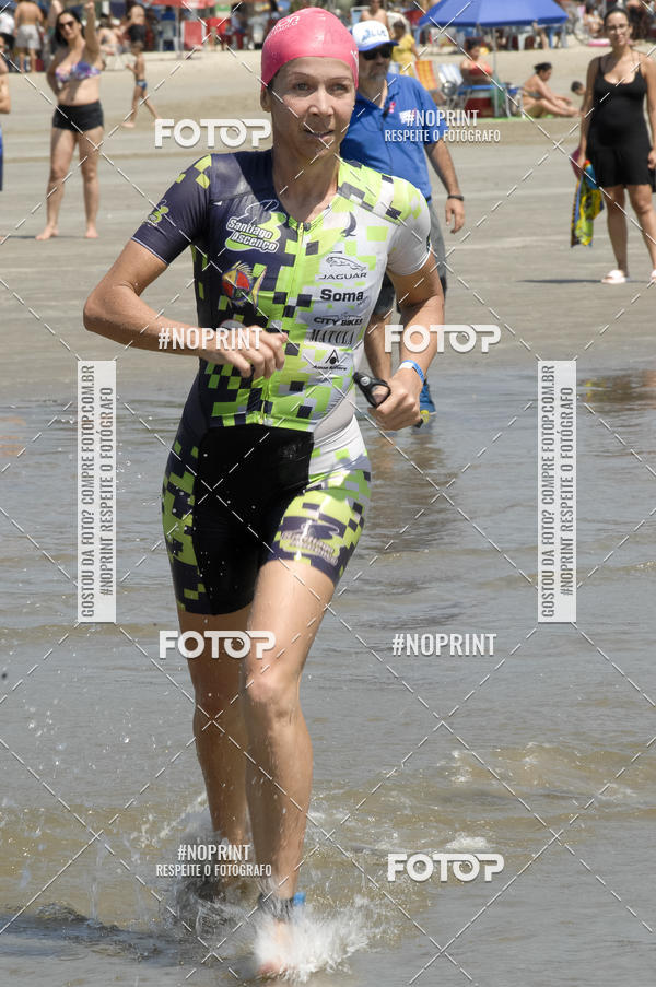 Buy your photos of the eventBLUE SERIES TRIATHLON BERTIOGA 2019 on Fotop