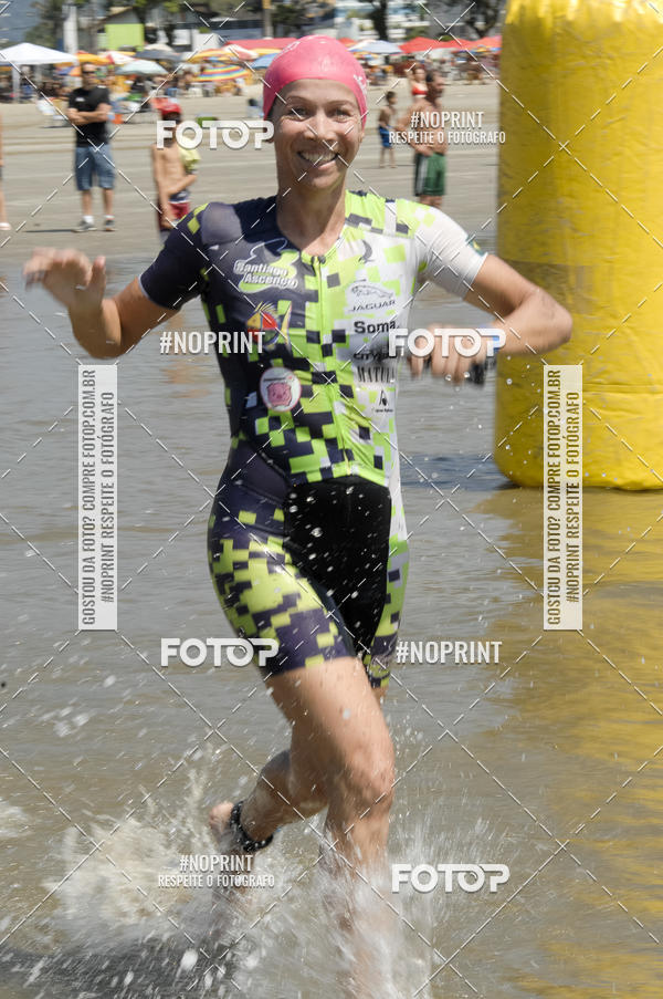 Buy your photos of the eventBLUE SERIES TRIATHLON BERTIOGA 2019 on Fotop