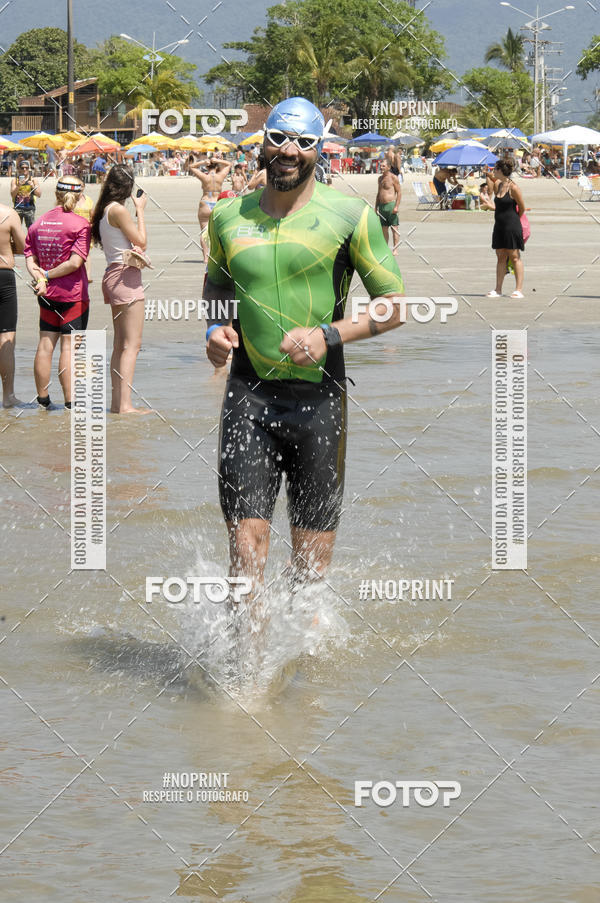 Buy your photos of the eventBLUE SERIES TRIATHLON BERTIOGA 2019 on Fotop