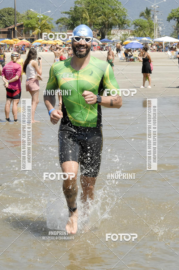 Buy your photos of the eventBLUE SERIES TRIATHLON BERTIOGA 2019 on Fotop