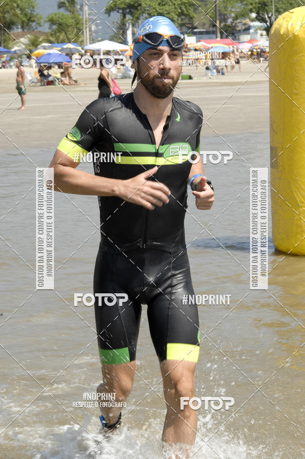 Buy your photos of the eventBLUE SERIES TRIATHLON BERTIOGA 2019 on Fotop