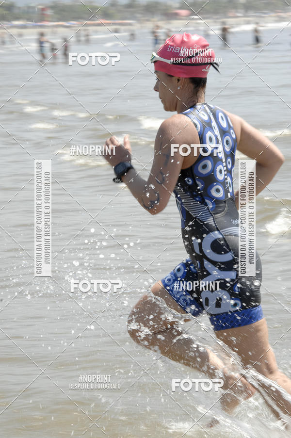 Buy your photos of the eventBLUE SERIES TRIATHLON BERTIOGA 2019 on Fotop