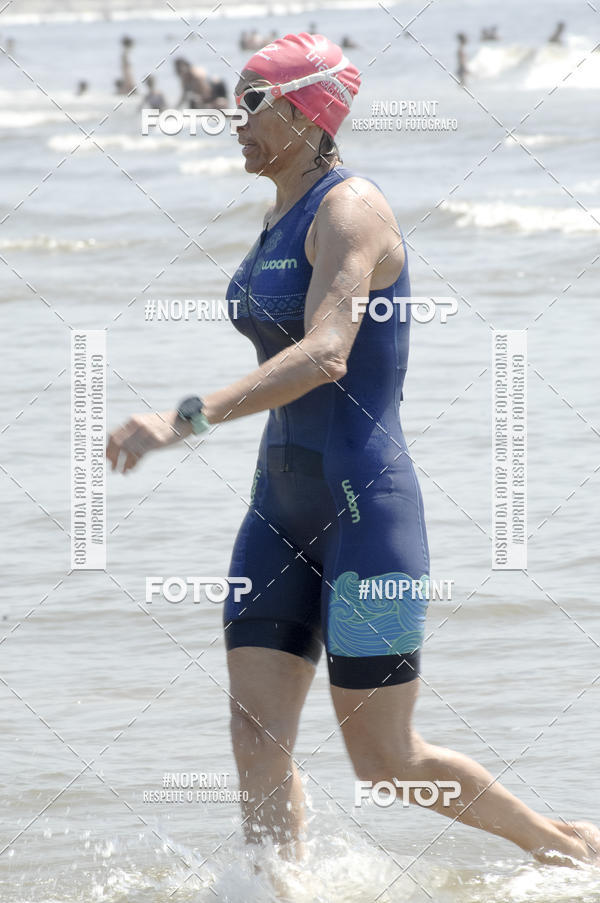 Buy your photos of the eventBLUE SERIES TRIATHLON BERTIOGA 2019 on Fotop