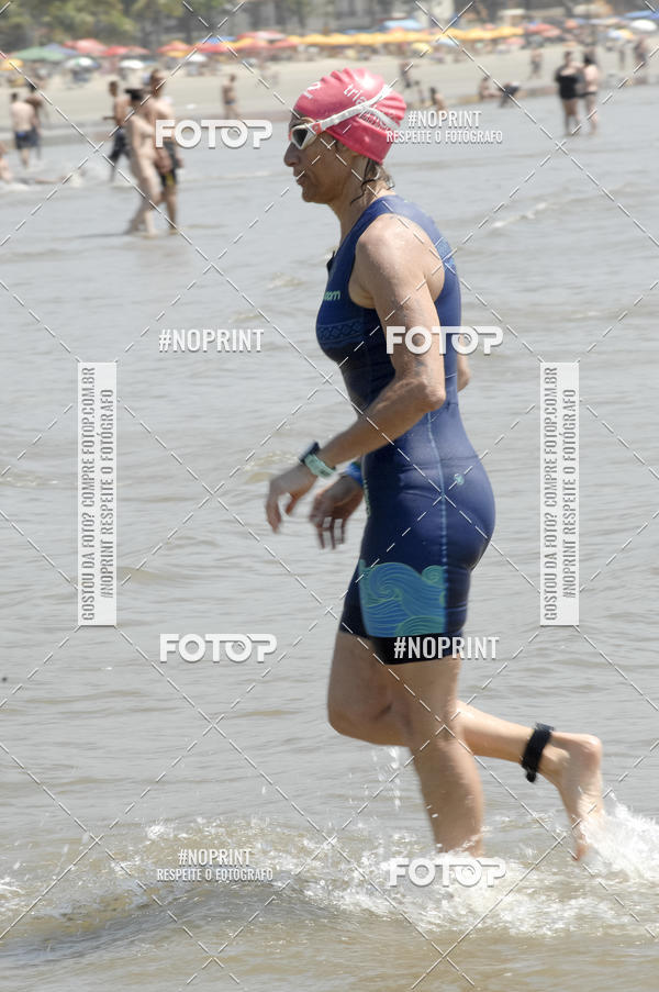 Buy your photos of the eventBLUE SERIES TRIATHLON BERTIOGA 2019 on Fotop