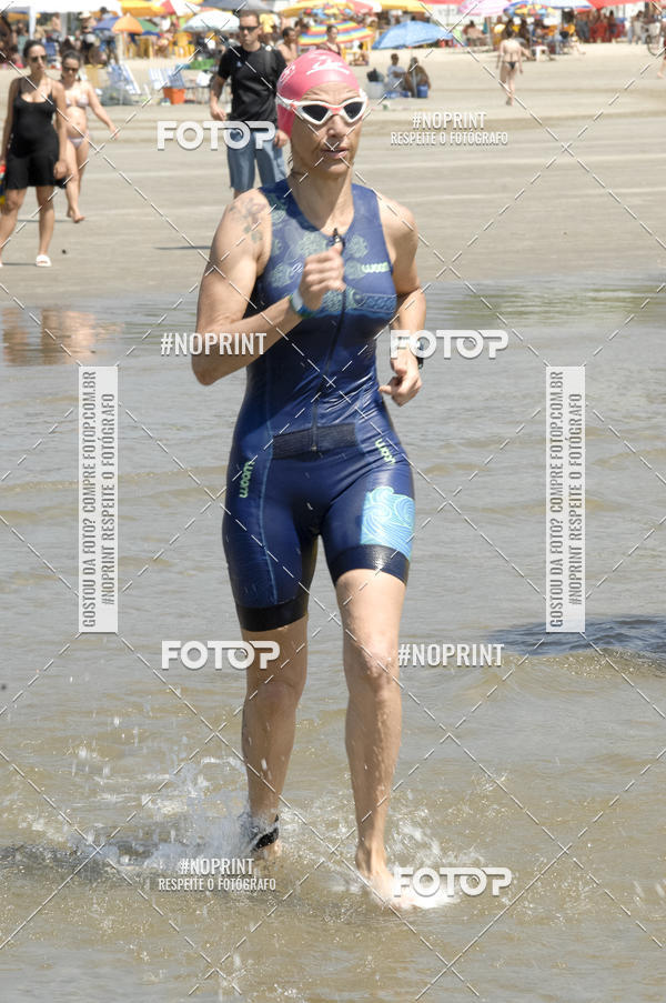 Buy your photos of the eventBLUE SERIES TRIATHLON BERTIOGA 2019 on Fotop