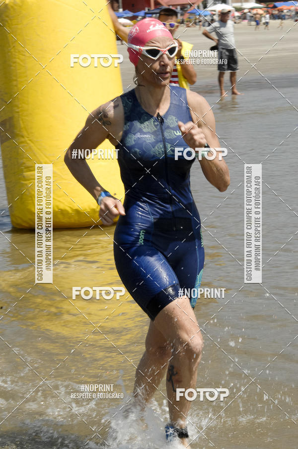Buy your photos of the eventBLUE SERIES TRIATHLON BERTIOGA 2019 on Fotop