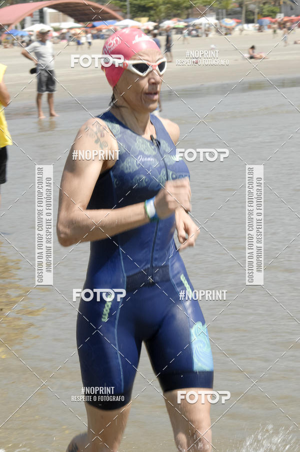 Buy your photos of the eventBLUE SERIES TRIATHLON BERTIOGA 2019 on Fotop