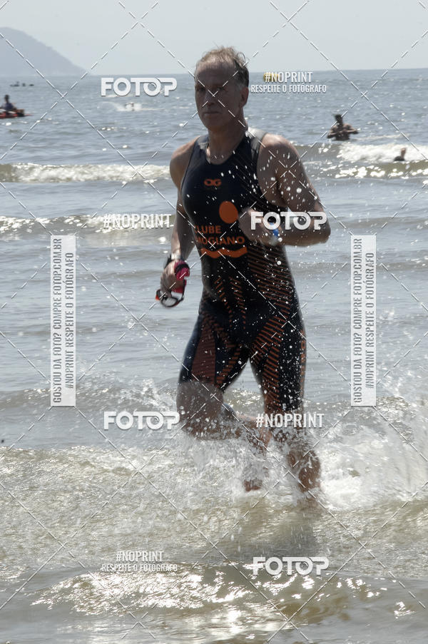 Buy your photos of the eventBLUE SERIES TRIATHLON BERTIOGA 2019 on Fotop