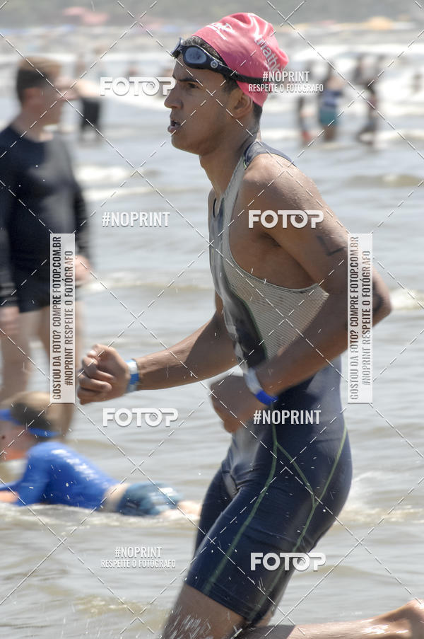 Buy your photos of the eventBLUE SERIES TRIATHLON BERTIOGA 2019 on Fotop