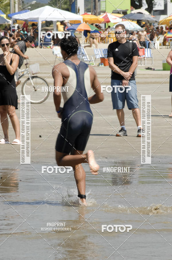Buy your photos of the eventBLUE SERIES TRIATHLON BERTIOGA 2019 on Fotop