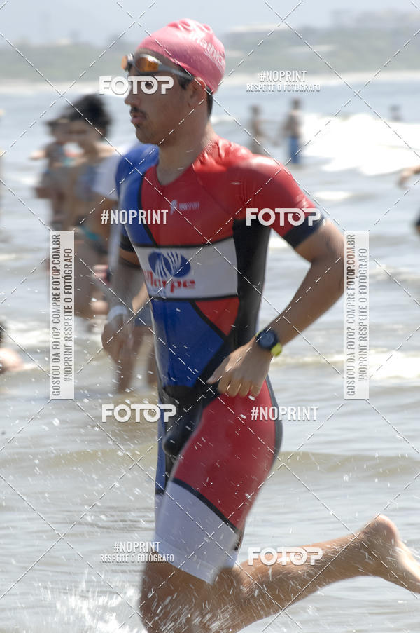 Buy your photos of the eventBLUE SERIES TRIATHLON BERTIOGA 2019 on Fotop