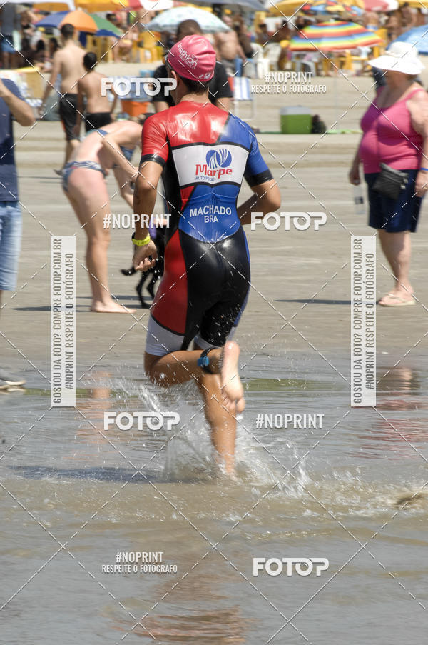 Buy your photos of the eventBLUE SERIES TRIATHLON BERTIOGA 2019 on Fotop