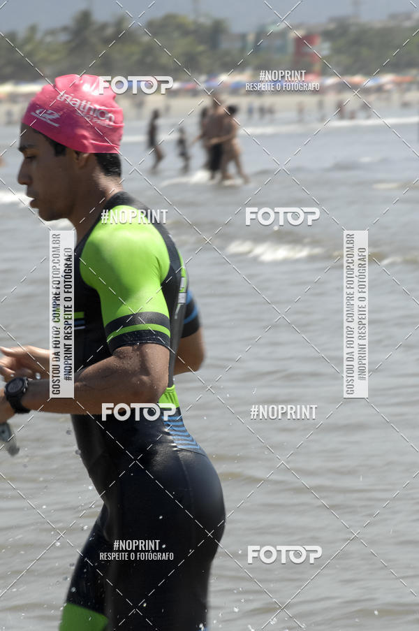 Buy your photos of the eventBLUE SERIES TRIATHLON BERTIOGA 2019 on Fotop