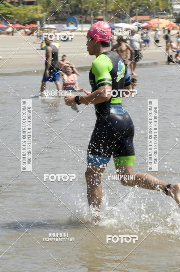 Buy your photos of the eventBLUE SERIES TRIATHLON BERTIOGA 2019 on Fotop