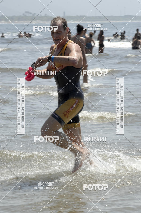Buy your photos of the eventBLUE SERIES TRIATHLON BERTIOGA 2019 on Fotop