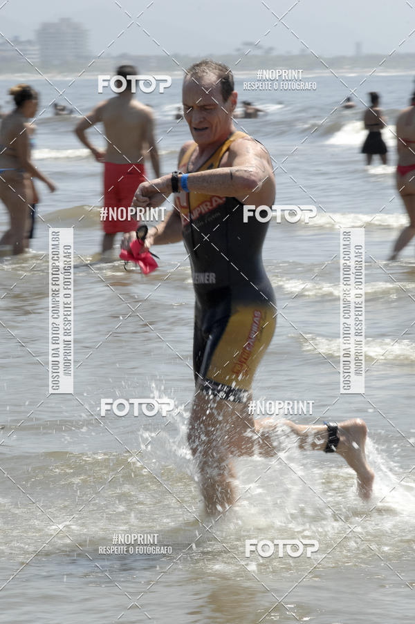 Buy your photos of the eventBLUE SERIES TRIATHLON BERTIOGA 2019 on Fotop