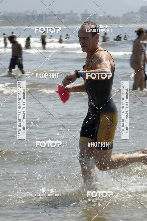 Buy your photos of the eventBLUE SERIES TRIATHLON BERTIOGA 2019 on Fotop