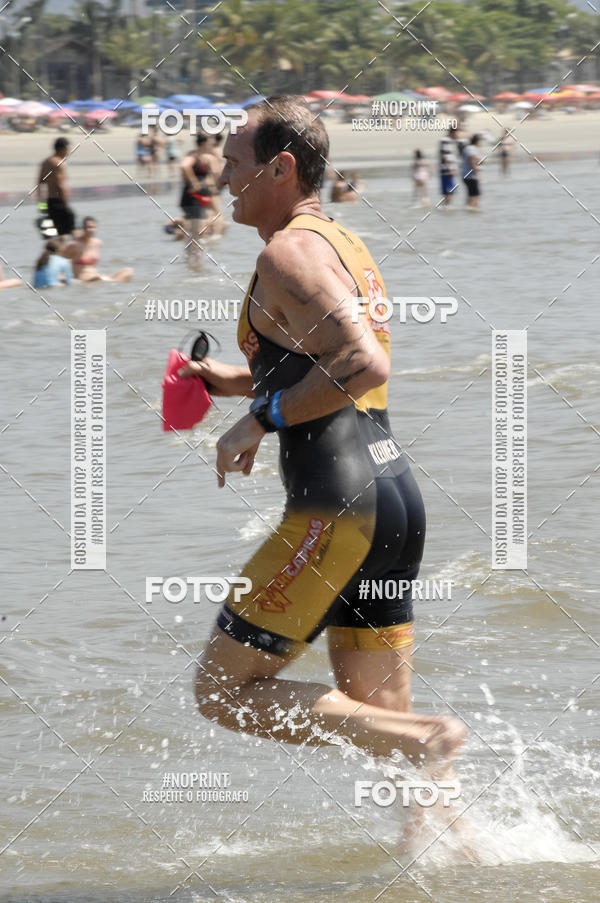 Buy your photos of the eventBLUE SERIES TRIATHLON BERTIOGA 2019 on Fotop
