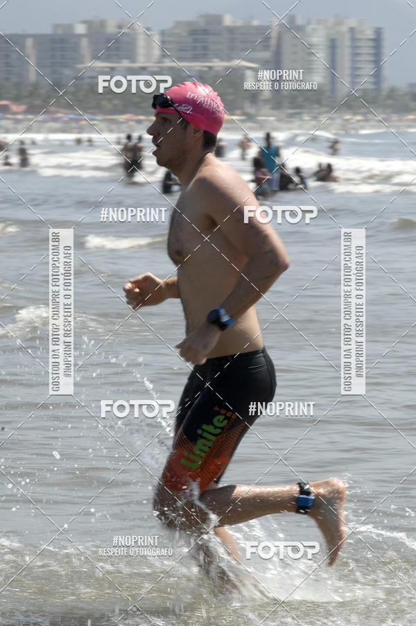 Buy your photos of the eventBLUE SERIES TRIATHLON BERTIOGA 2019 on Fotop