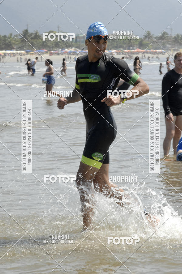 Buy your photos of the eventBLUE SERIES TRIATHLON BERTIOGA 2019 on Fotop