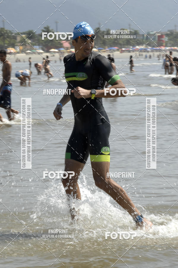 Buy your photos of the eventBLUE SERIES TRIATHLON BERTIOGA 2019 on Fotop