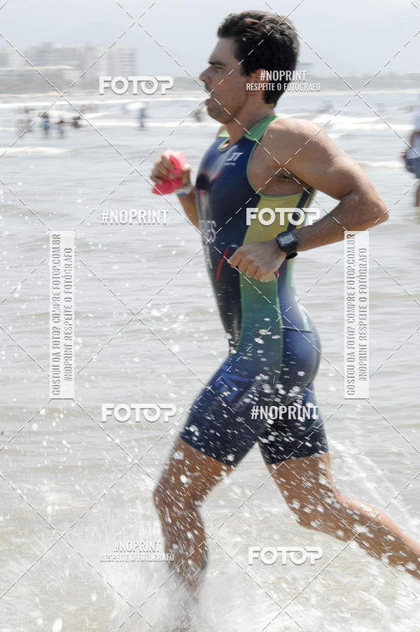 Buy your photos of the eventBLUE SERIES TRIATHLON BERTIOGA 2019 on Fotop