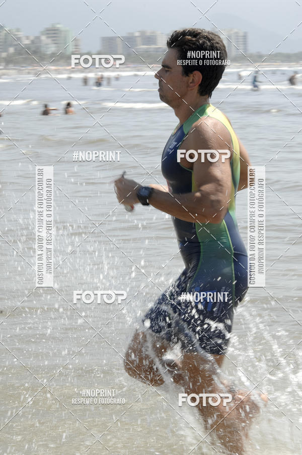 Buy your photos of the eventBLUE SERIES TRIATHLON BERTIOGA 2019 on Fotop