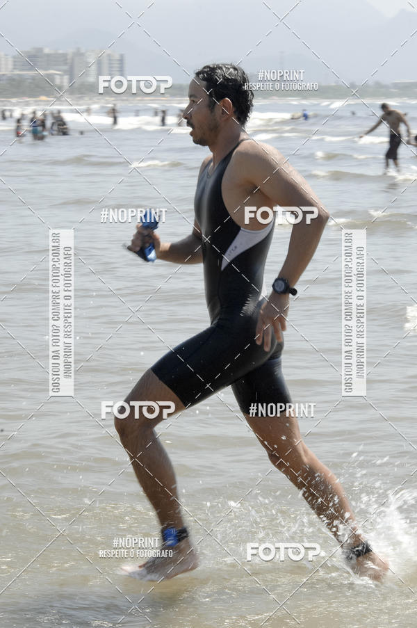 Buy your photos of the eventBLUE SERIES TRIATHLON BERTIOGA 2019 on Fotop