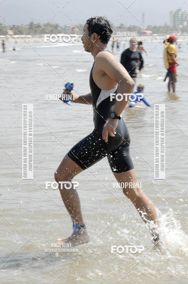 Buy your photos of the eventBLUE SERIES TRIATHLON BERTIOGA 2019 on Fotop