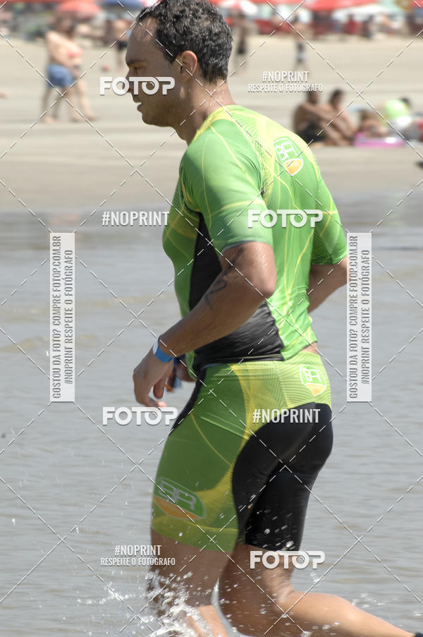 Buy your photos of the eventBLUE SERIES TRIATHLON BERTIOGA 2019 on Fotop