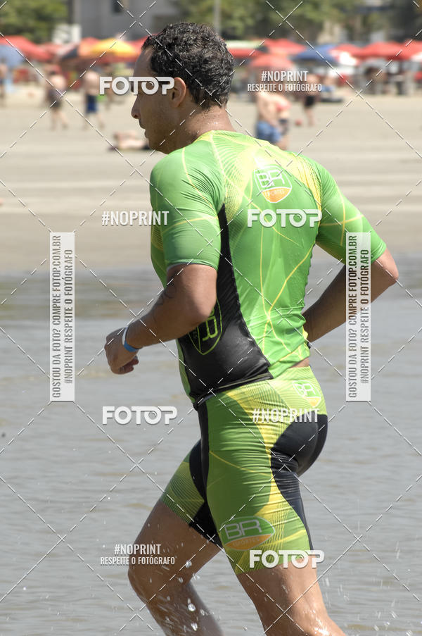 Buy your photos of the eventBLUE SERIES TRIATHLON BERTIOGA 2019 on Fotop