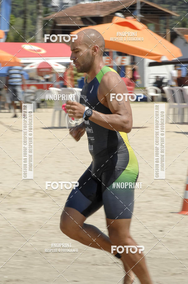 Buy your photos of the eventBLUE SERIES TRIATHLON BERTIOGA 2019 on Fotop