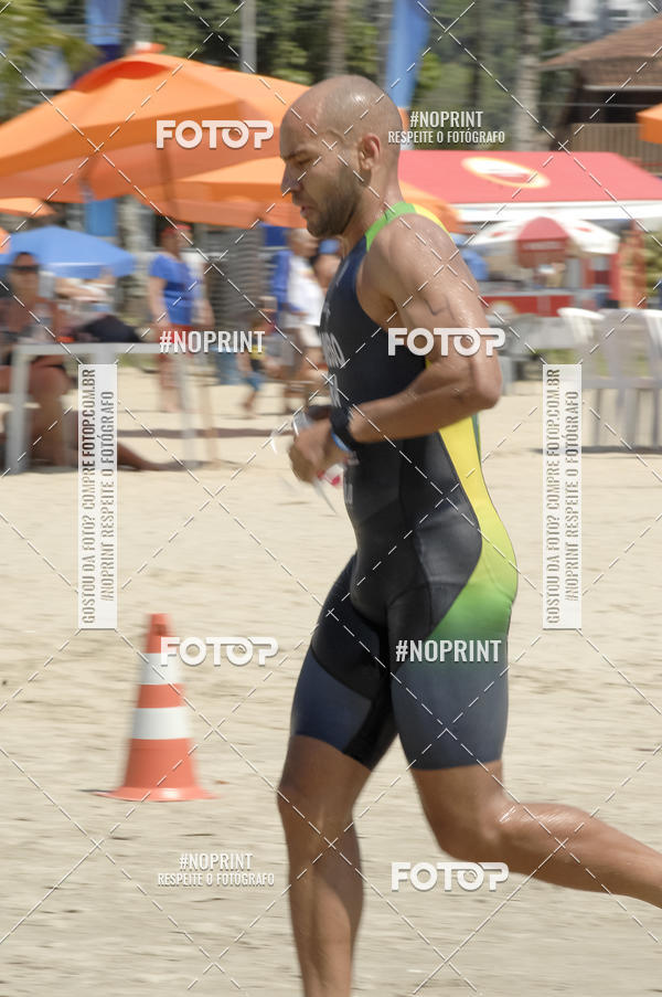Buy your photos of the eventBLUE SERIES TRIATHLON BERTIOGA 2019 on Fotop