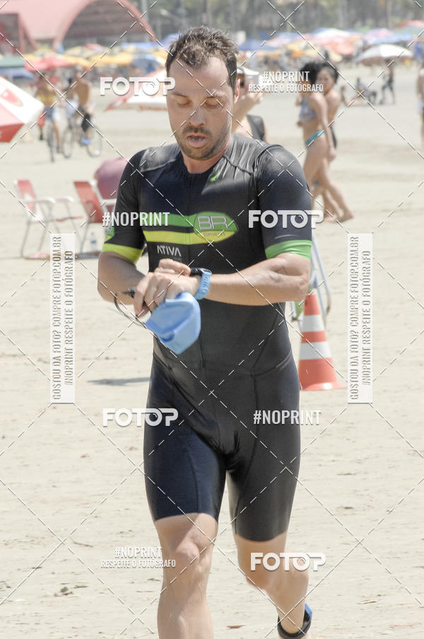 Buy your photos of the eventBLUE SERIES TRIATHLON BERTIOGA 2019 on Fotop