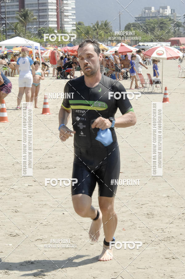 Buy your photos of the eventBLUE SERIES TRIATHLON BERTIOGA 2019 on Fotop
