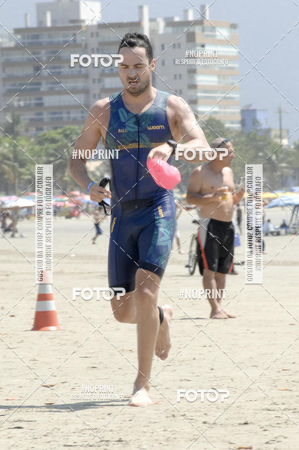 Buy your photos of the eventBLUE SERIES TRIATHLON BERTIOGA 2019 on Fotop